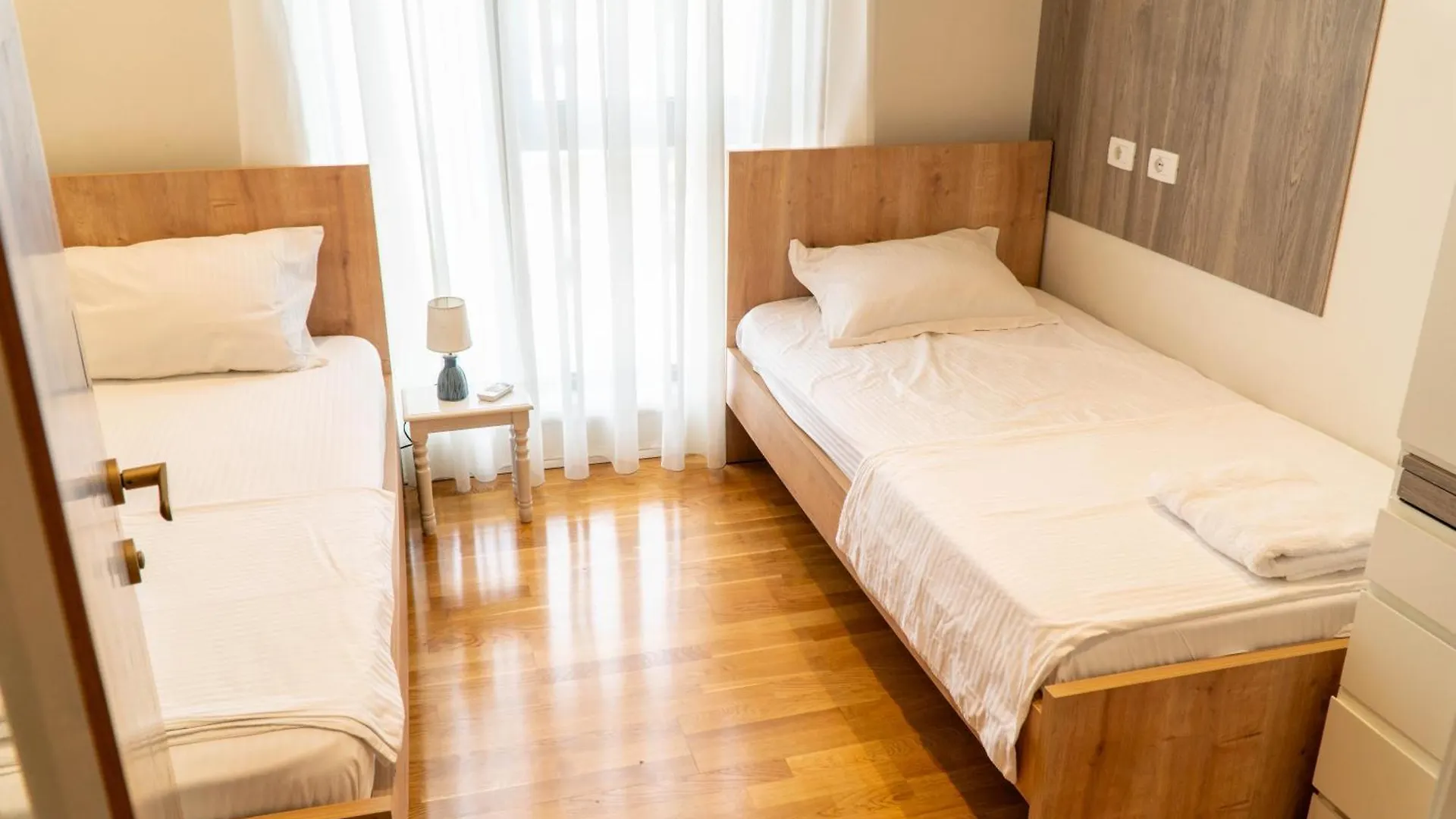 Signature Apartment 12 Tirana 0*,  Albania