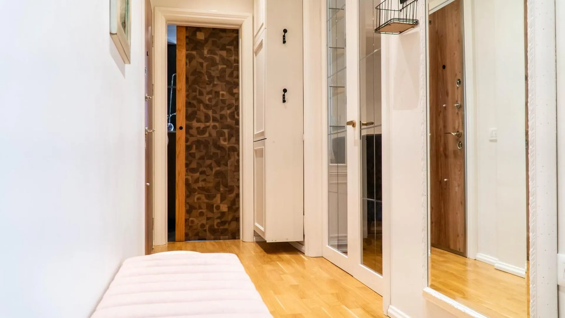 Signature Apartment 12 Tirana