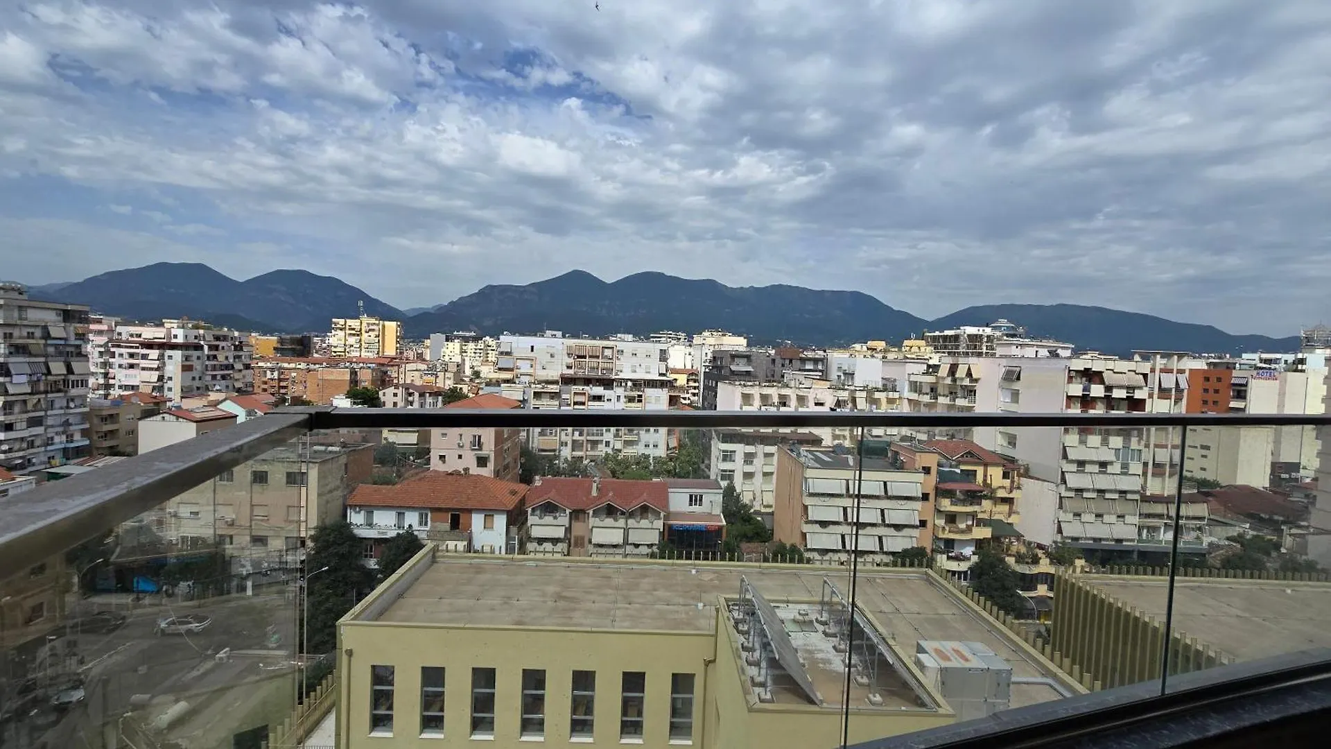 Signature Apartment 12 Tirana
