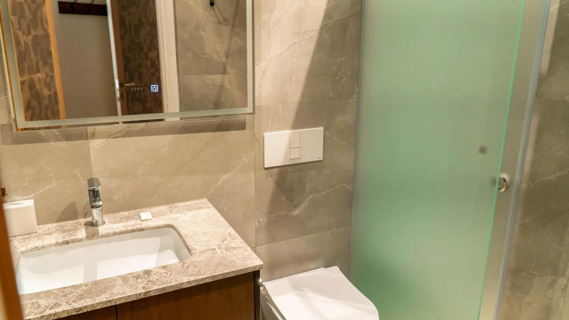 Signature Apartment 12 Tirana